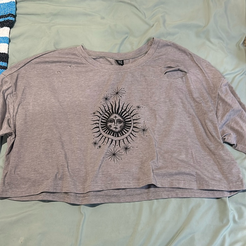 SHEIN grey crop top, cute hippie, torn on purpose